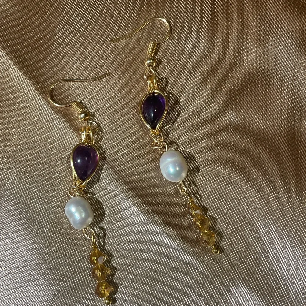 Handcrafted jewelry crystal pearls earrings gift for her - Picture 4 of 4